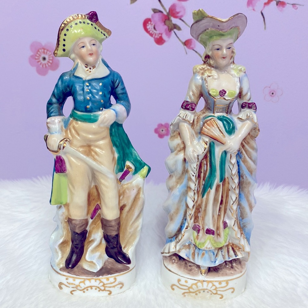 Vintage Victorian Porcelain Figurines Couple Set in Matching Clothes Japan 8” !